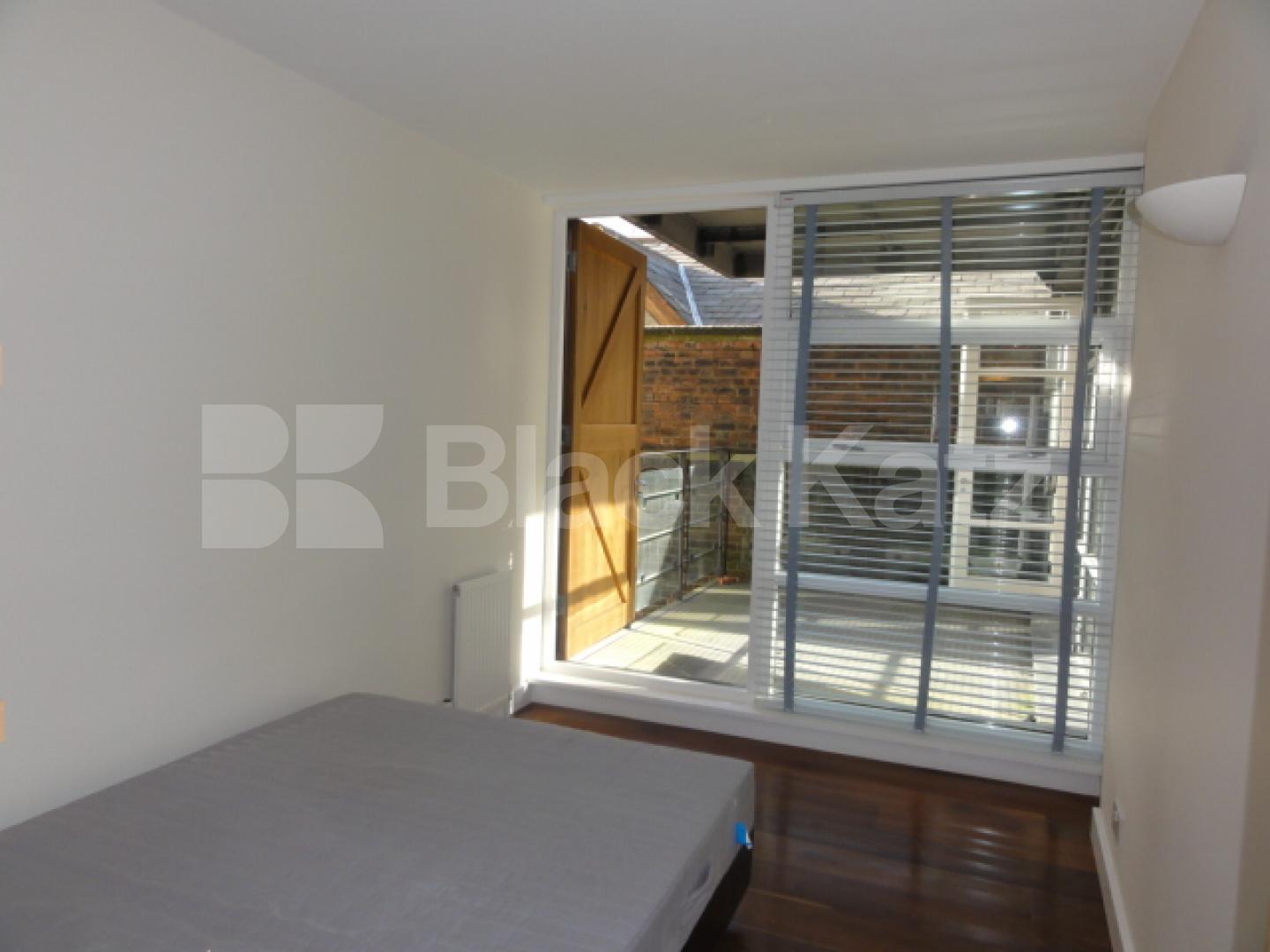 			NEW INTUCTION, 2 Bedroom, 1 bath, 1 reception Apartment			 Marina one, KINGS CROSS